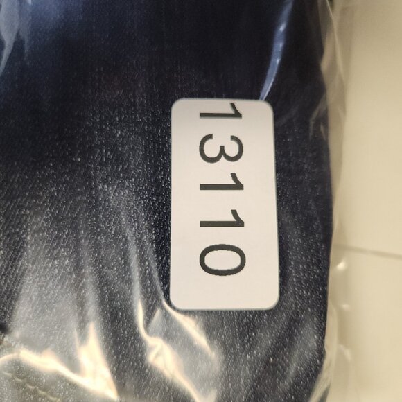 Y2K Vanity Jeans Womens 31x33 Blue Flared Leg Dark Wash Low Rise Whiskered Denim - Picture 11 of 11